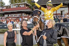 CASIVO_D2I7735 i vinnarcirkeln den 9 juni redigerad