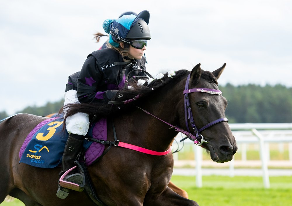 DSC_1100-X2 Kram Go och Lowelia Hedeland