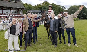 KEEP ON DANCING_D2I9682 efter segern