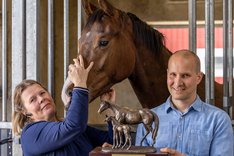 Lina och Danne med SFAFs pris