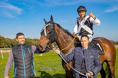 OmK0q7jw Kengät Jalassa.jpeg