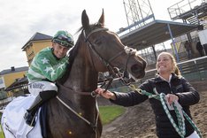 Suspicious Mind 5261 (1).jpg