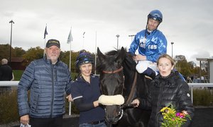 i-5xBJgSv-X2 Go On Carlras efter seger i Stockholm Fillies & Mares 2022