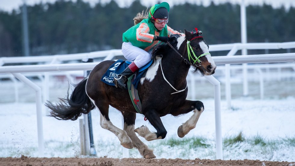 i-QgqkDZt-X2 Munsboro Big Man och Mira Karlberg 20 november 2022 redigerad