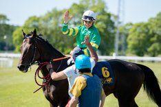 i-QwQ9m9k-X3 Ulrika Holmquist vinner Bobbie Killicks Minneslöpning på Saigon 2023