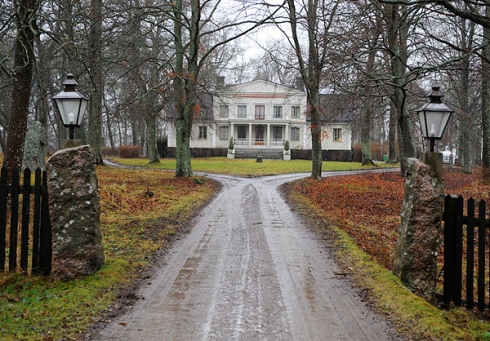 Önsta gård