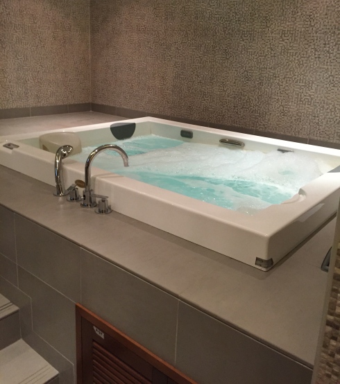 jacuzzi vågrummet meydan