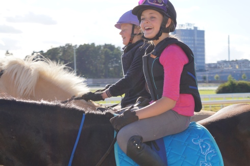 vendela aaltonen olivia petrov träningstävling