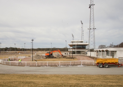 Ledvolten byggs om på Bro april 2019 foto Stefan Uppström