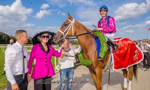 queen rouge dansk derby